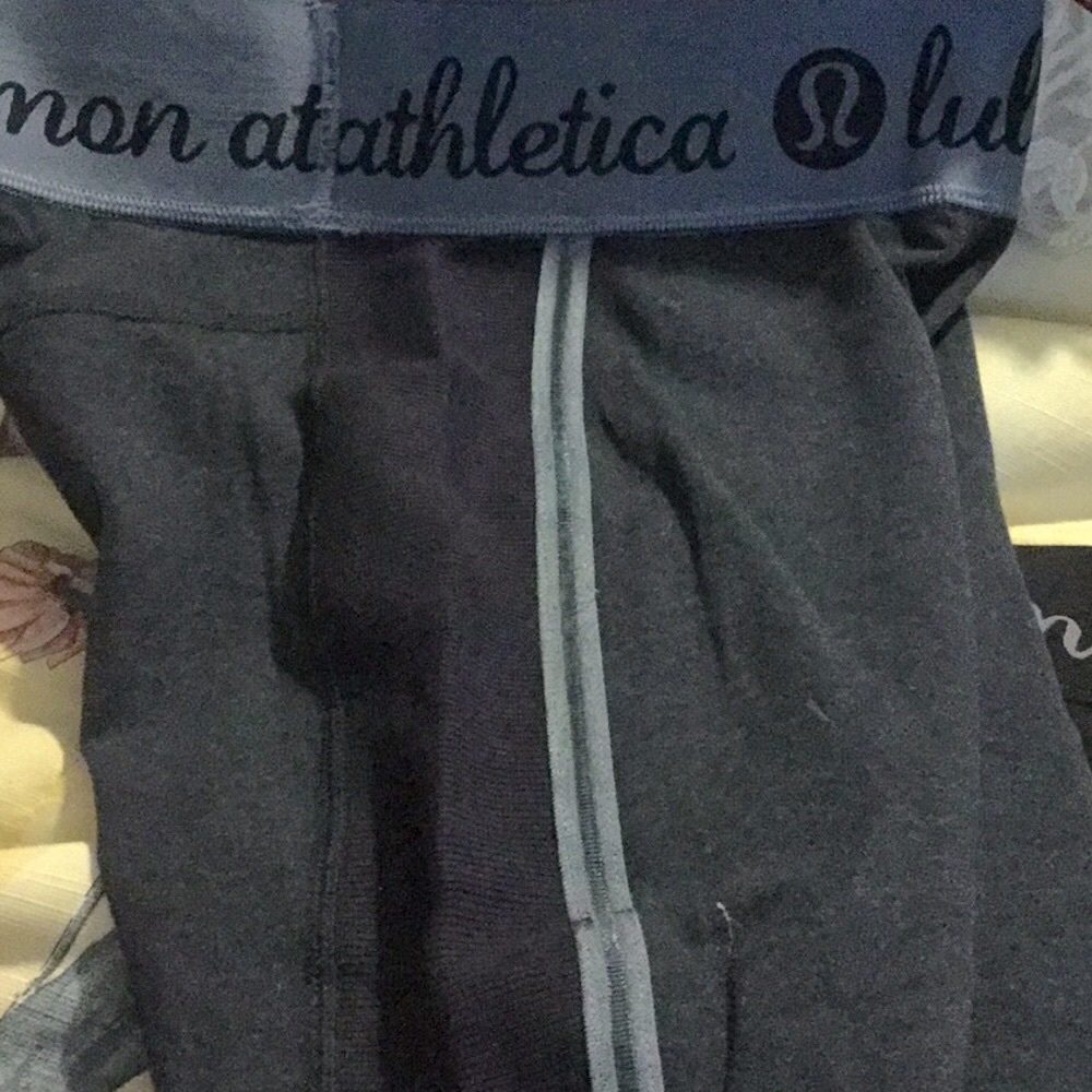 Lululemon leggings - Picture 9 of 11
